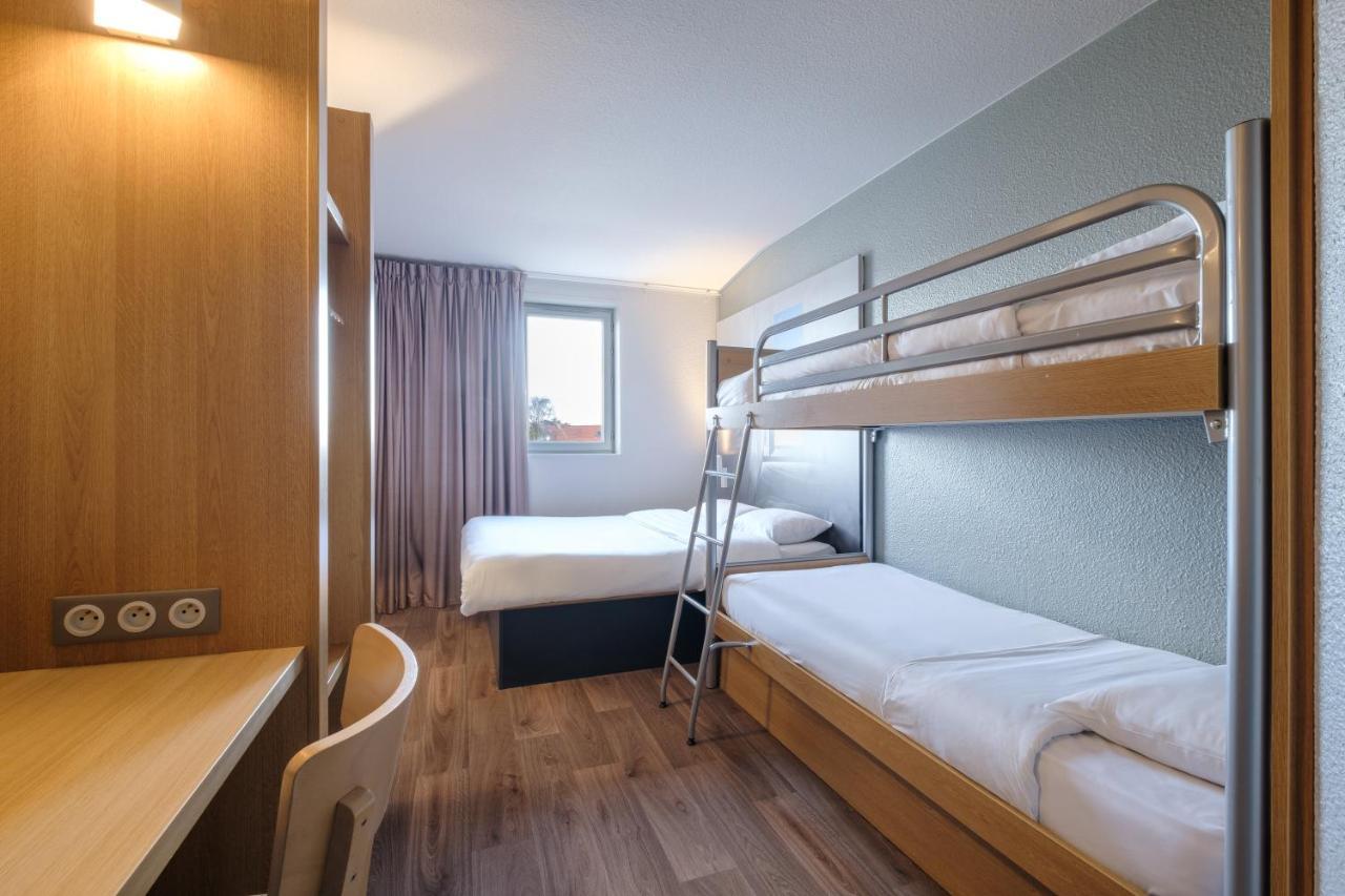 B&B Hotel Calais Centre St Pierre Exterior photo